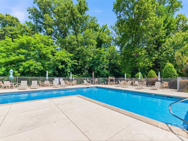200 Vista Lake Drive 301, Candler, NC 28715