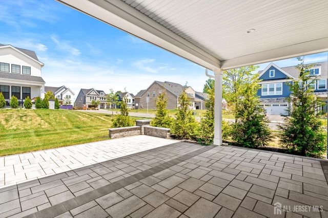 2 Evelyn Court, Cranbury, NJ 08512
