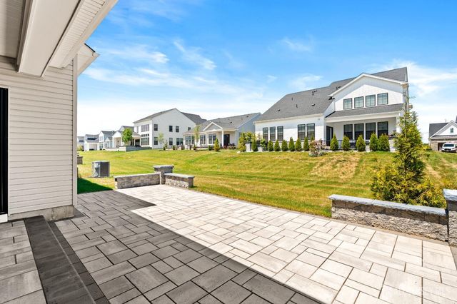 2 Evelyn Court, Cranbury, NJ 08512