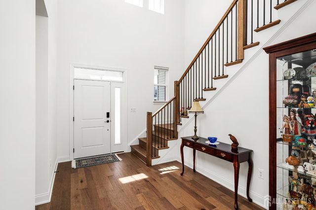 2 Evelyn Court, Cranbury, NJ 08512