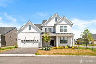 2 Evelyn Court, Cranbury, NJ 08512