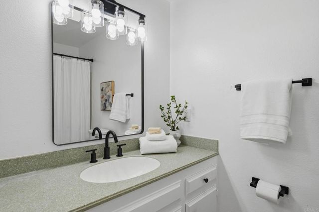 2202 Greenbrier Drive, Oceanside, CA 92054