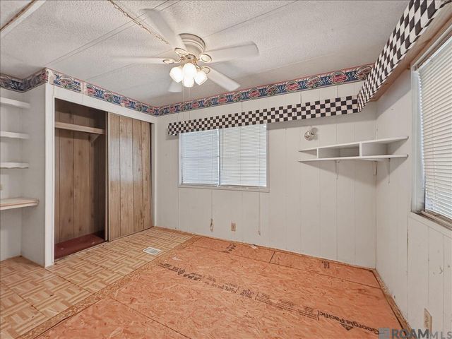 11201 Juniper St, Denham Springs, LA 70726