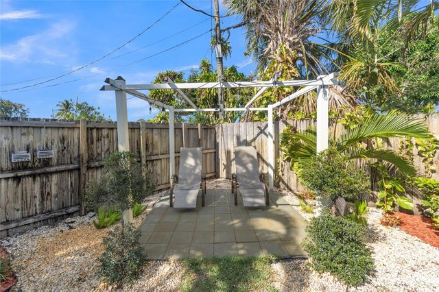 1521 NW 42nd St, Fort Lauderdale, FL 33309