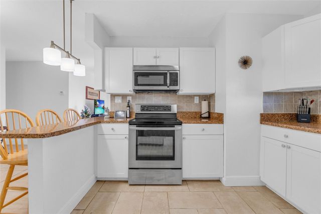 1521 NW 42nd St, Fort Lauderdale, FL 33309