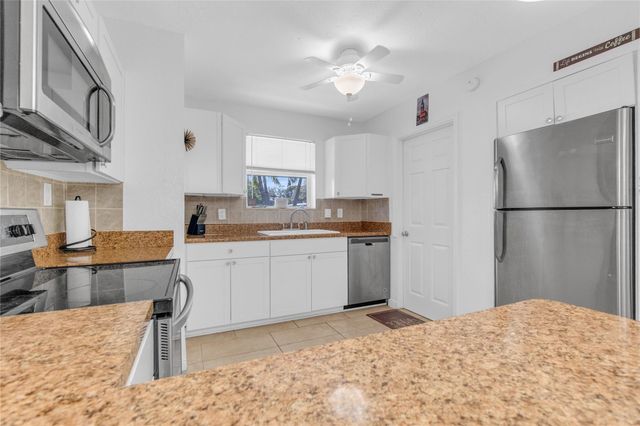 1521 NW 42nd St, Fort Lauderdale, FL 33309