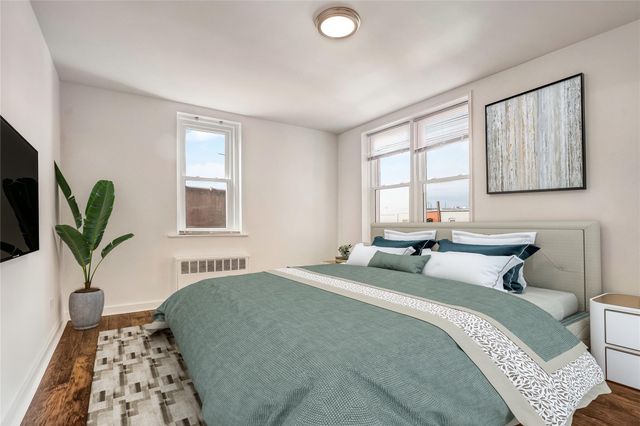 50-22 40th Street 2F, Sunnyside, NY 11104