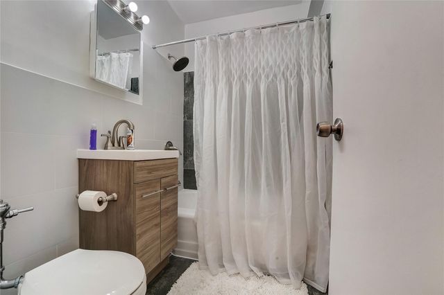50-22 40th Street 2F, Sunnyside, NY 11104