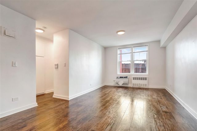 50-22 40th Street 2F, Sunnyside, NY 11104
