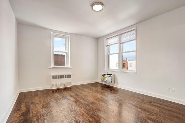 50-22 40th Street 2F, Sunnyside, NY 11104