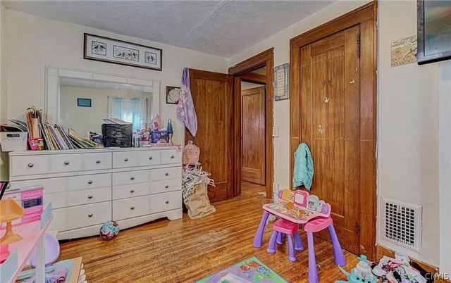 104 Baycliff Drive, Rochester, NY 14609