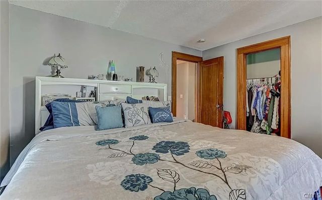 104 Baycliff Drive, Rochester, NY 14609