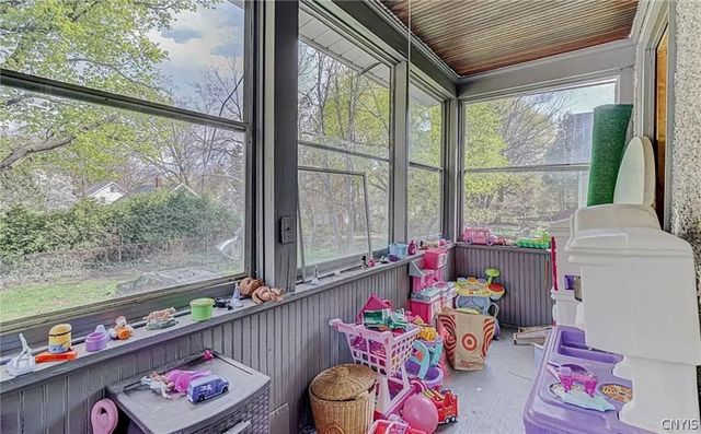 104 Baycliff Drive, Rochester, NY 14609