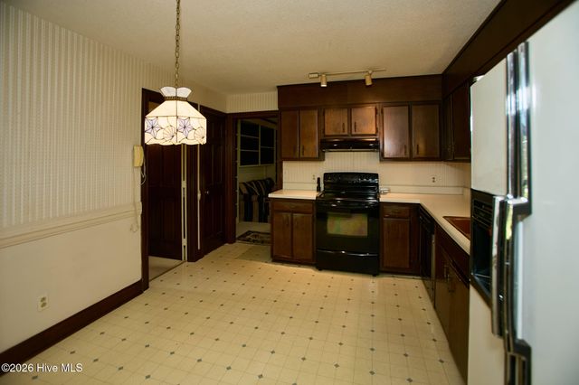 1413 Knollwood Drive NW, Wilson, NC 27896