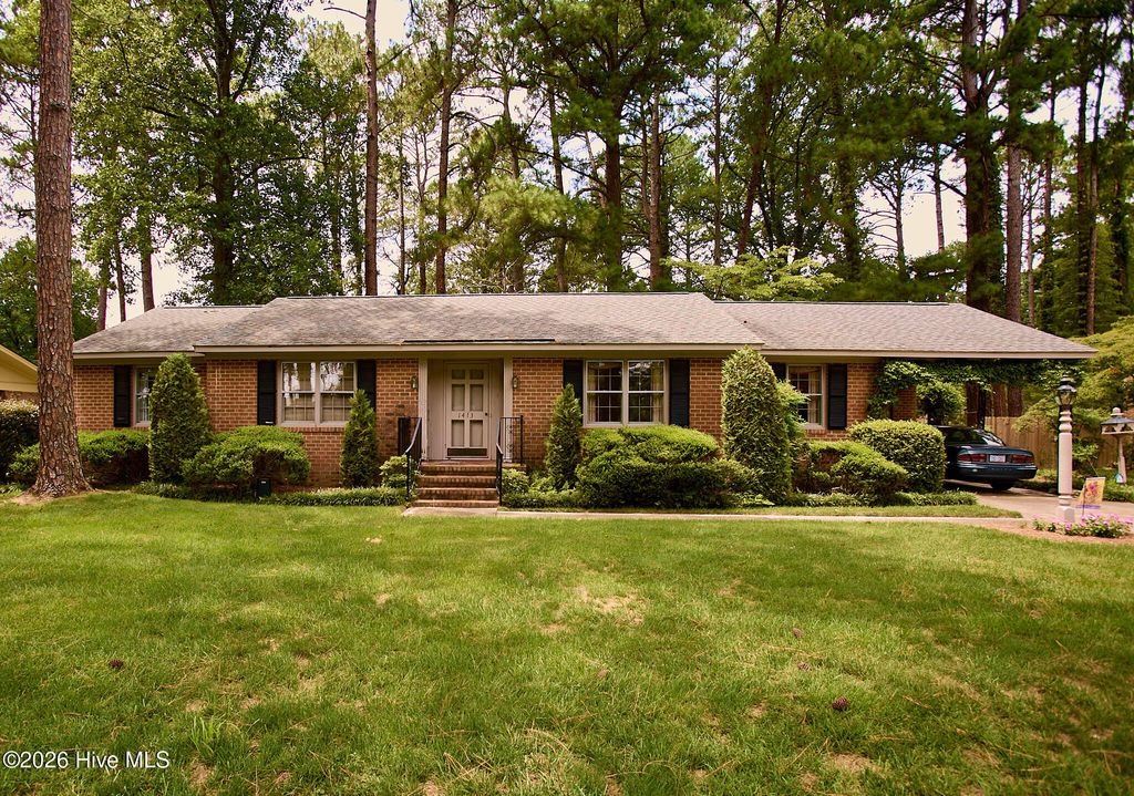 1413 Knollwood Drive NW, Wilson, NC 27896