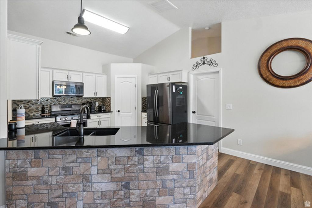 Image 30 of property listing at 2640 ASPEN PARK LN, North Logan, UT 84341