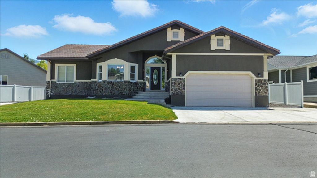 Image 35 of property listing at 2640 ASPEN PARK LN, North Logan, UT 84341