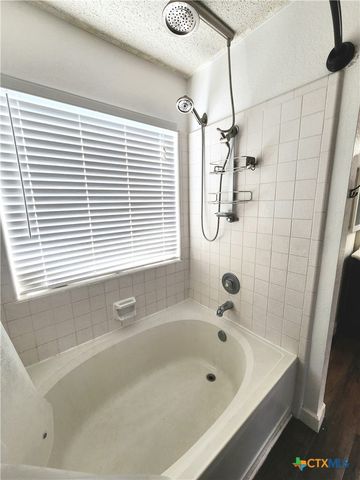 506 Red Oak Drive, Copperas Cove, TX 76522