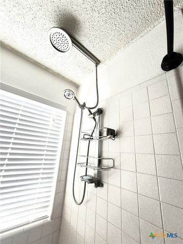 506 Red Oak Drive, Copperas Cove, TX 76522