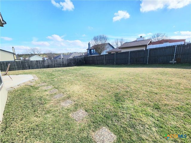 506 Red Oak Drive, Copperas Cove, TX 76522