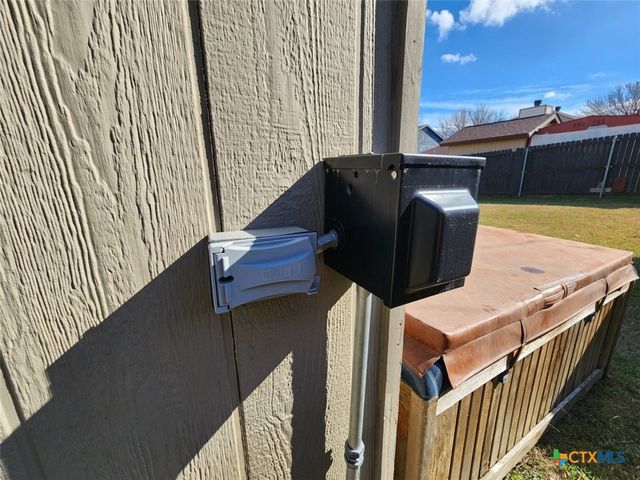 506 Red Oak Drive, Copperas Cove, TX 76522