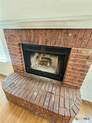 506 Red Oak Drive, Copperas Cove, TX 76522