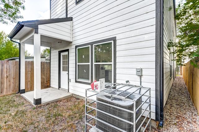 6614 Foster Street, Houston, TX 77021