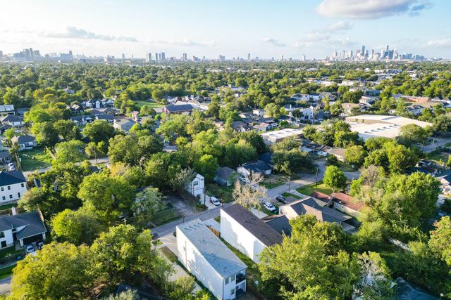 6614 Foster Street, Houston, TX 77021
