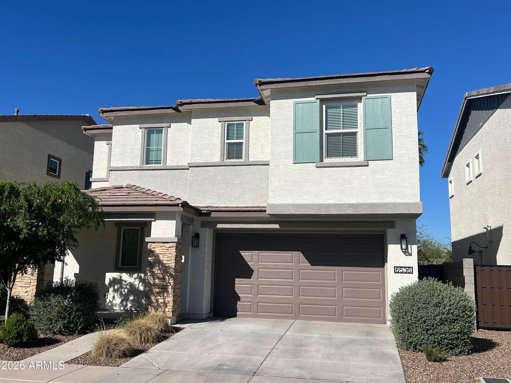 Image 1 of property listing at 6536 N 15TH Drive, Phoenix, AZ 85015