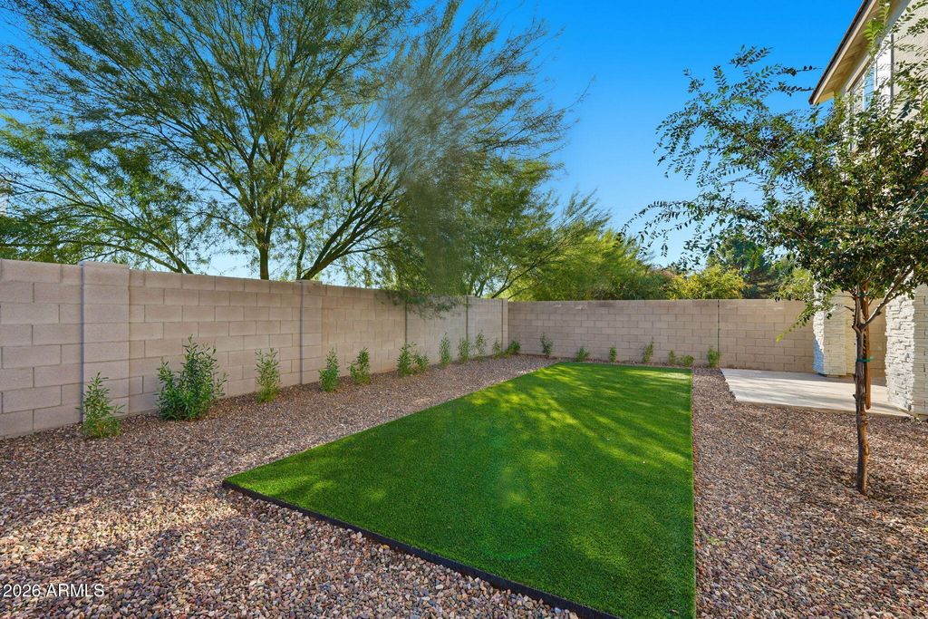 Image 31 of property listing at 6536 N 15TH Drive, Phoenix, AZ 85015