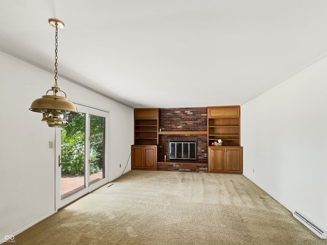 3810 Lakeside Drive, Columbus, IN 47203