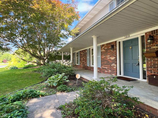 3810 Lakeside Drive, Columbus, IN 47203