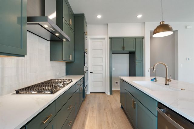 218 Craigends Yew Lane, Dripping Springs, TX 78620