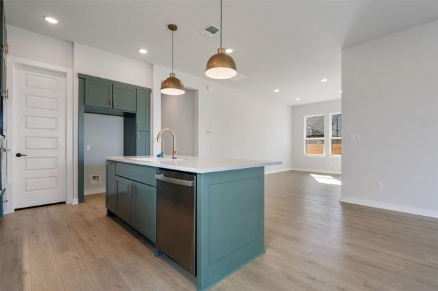 218 Craigends Yew Lane, Dripping Springs, TX 78620