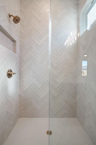 218 Craigends Yew Lane, Dripping Springs, TX 78620