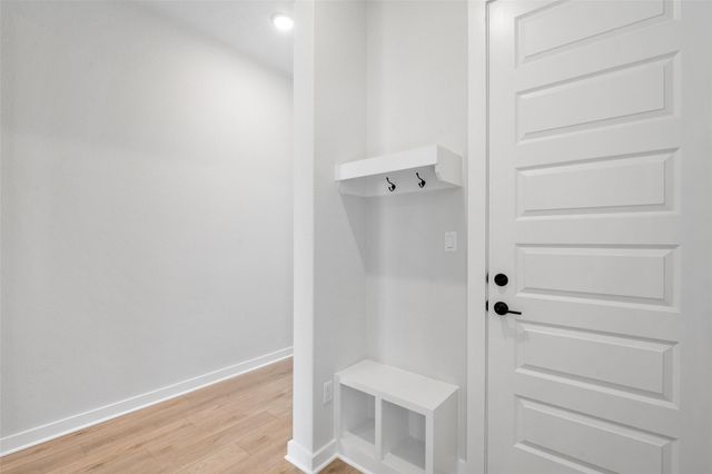 218 Craigends Yew Lane, Dripping Springs, TX 78620