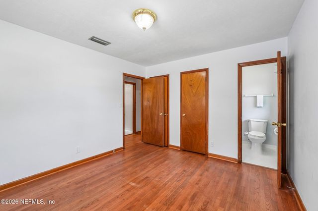 1112 BAISDEN Road, Jacksonville, FL 32218