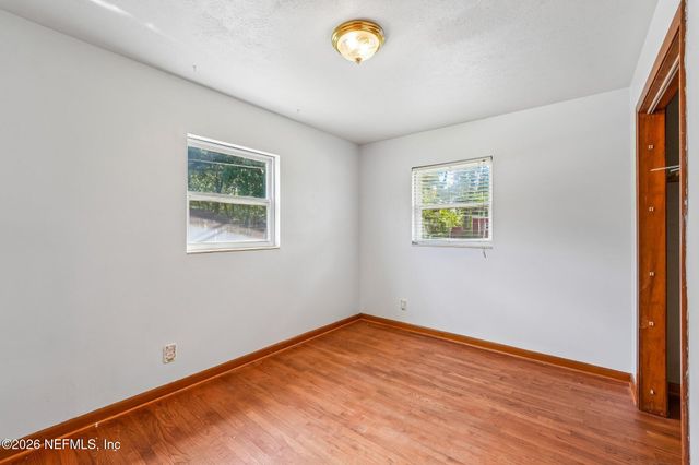 1112 BAISDEN Road, Jacksonville, FL 32218