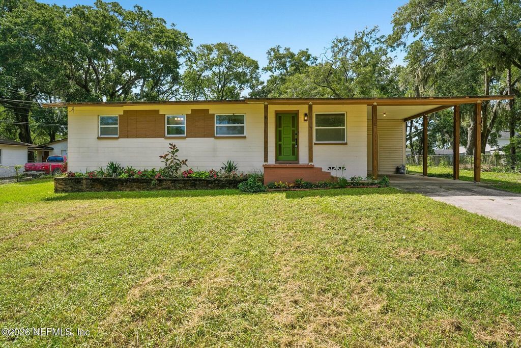 1112 BAISDEN Road, Jacksonville, FL 32218