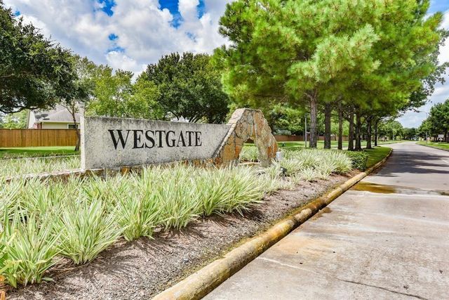 7719 Serene Wood Lane, Cypress, TX 77433