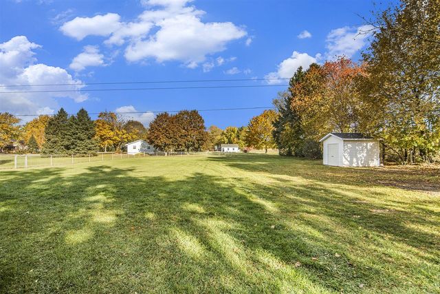 12414 68th Avenue, Allendale, MI 49401