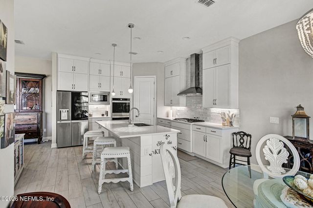 332 RUM RUNNER Way, St. Johns, FL 32259