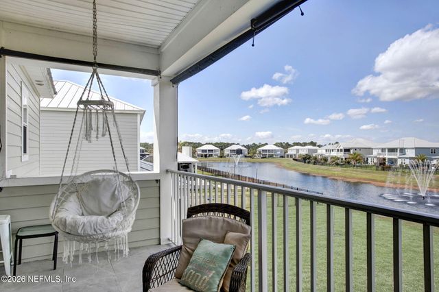 332 RUM RUNNER Way, St. Johns, FL 32259