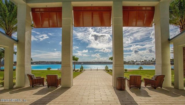 332 RUM RUNNER Way, St. Johns, FL 32259