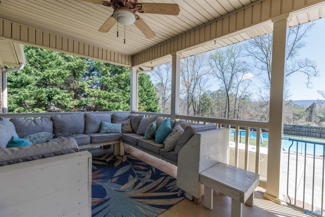 3203 Hillcrest Drive, Scottsboro, AL 35769