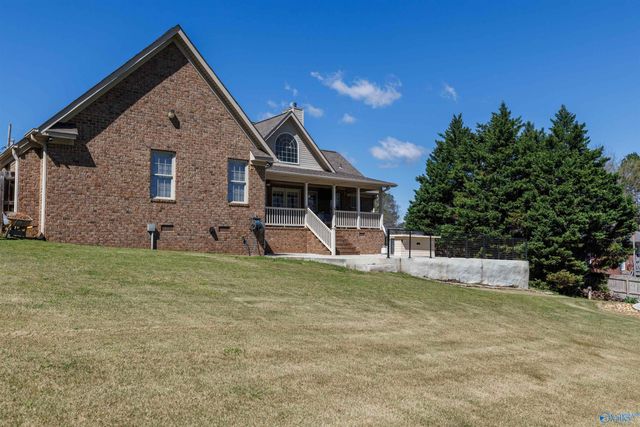 3203 Hillcrest Drive, Scottsboro, AL 35769