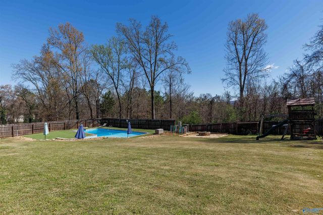 3203 Hillcrest Drive, Scottsboro, AL 35769