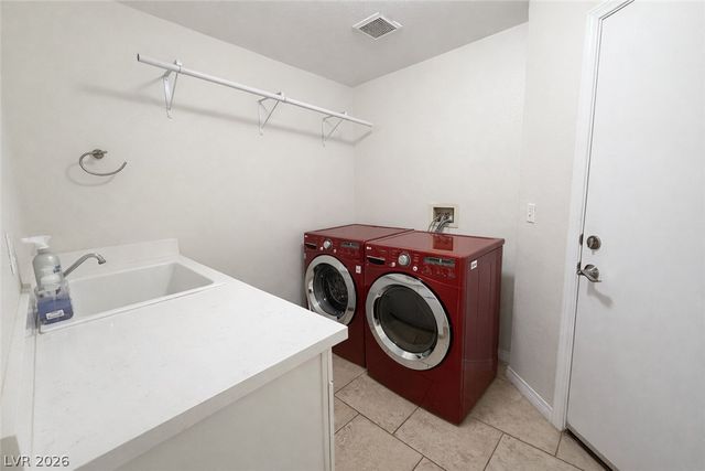 3741 Climbing Rose Street, Las Vegas, NV 89147