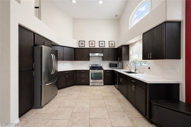 3741 Climbing Rose Street, Las Vegas, NV 89147