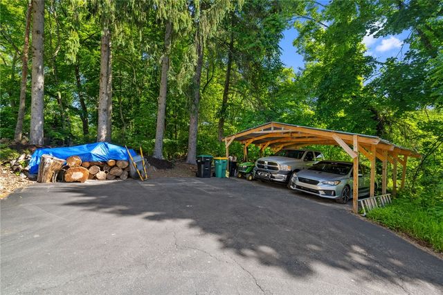 112 Wagon Wheel Ln, Indiana Twp, PA 15238